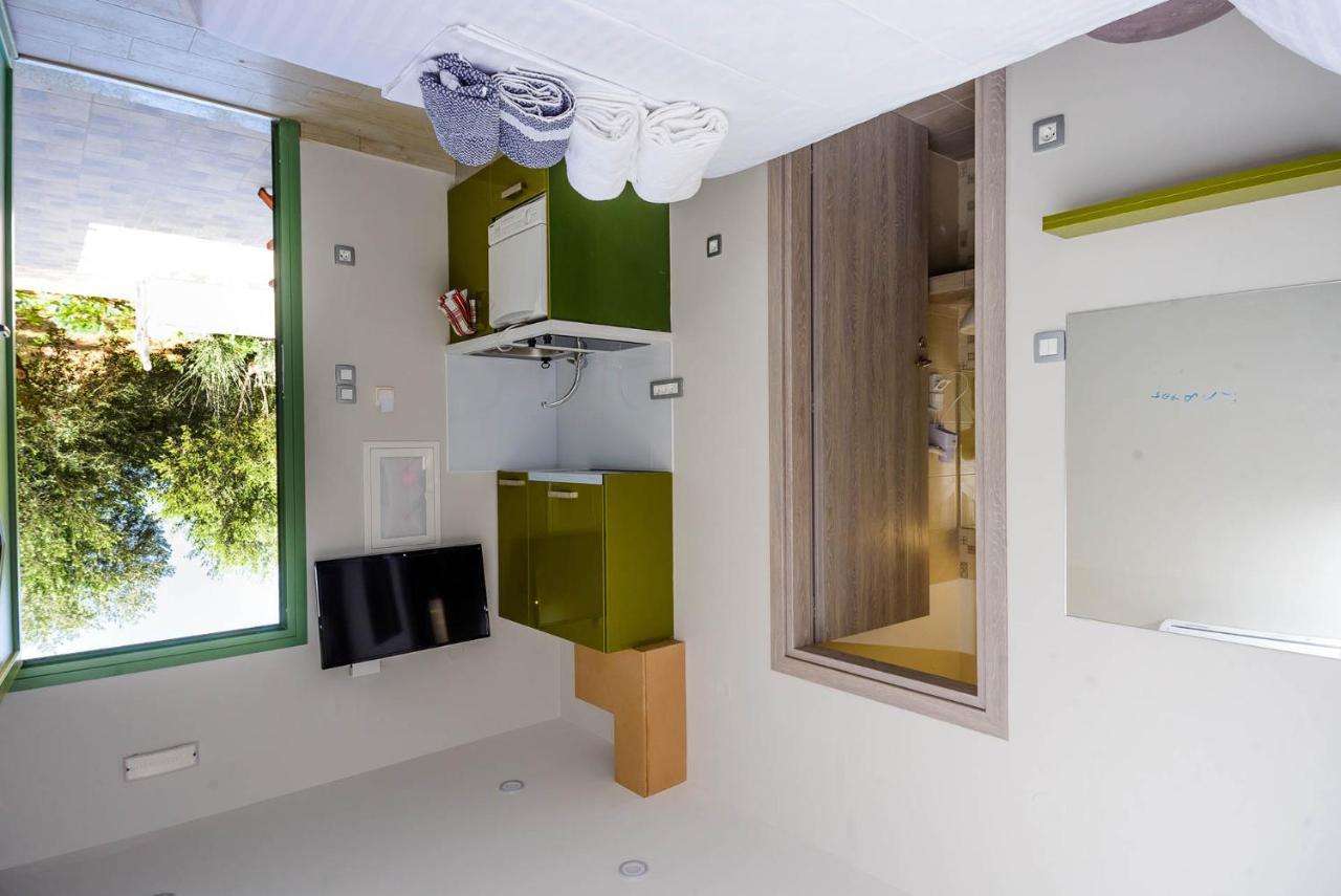 Tzogias Apartments Nonna Studio Lassi  Bagian luar foto