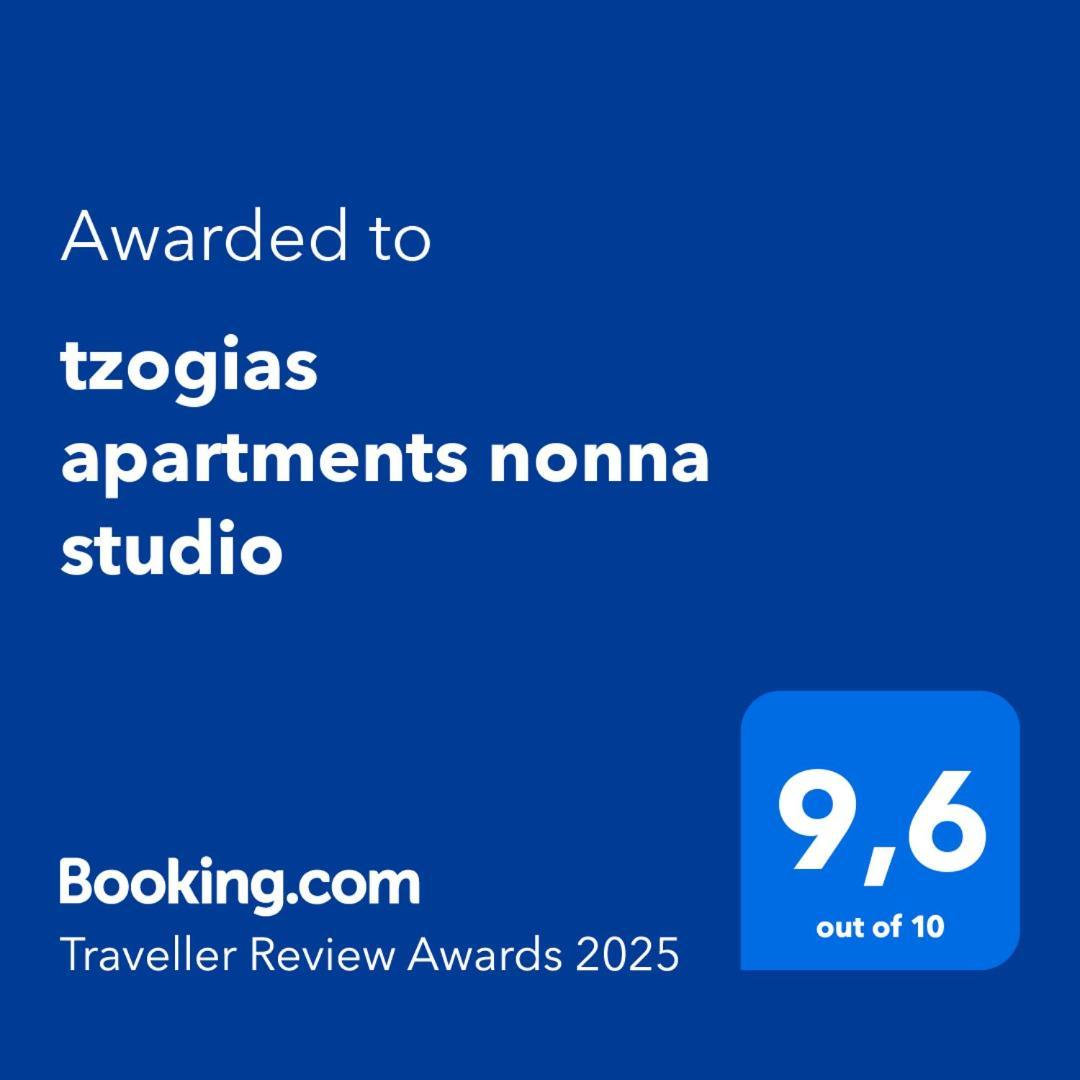 Tzogias Apartments Nonna Studio Lassi  Bagian luar foto